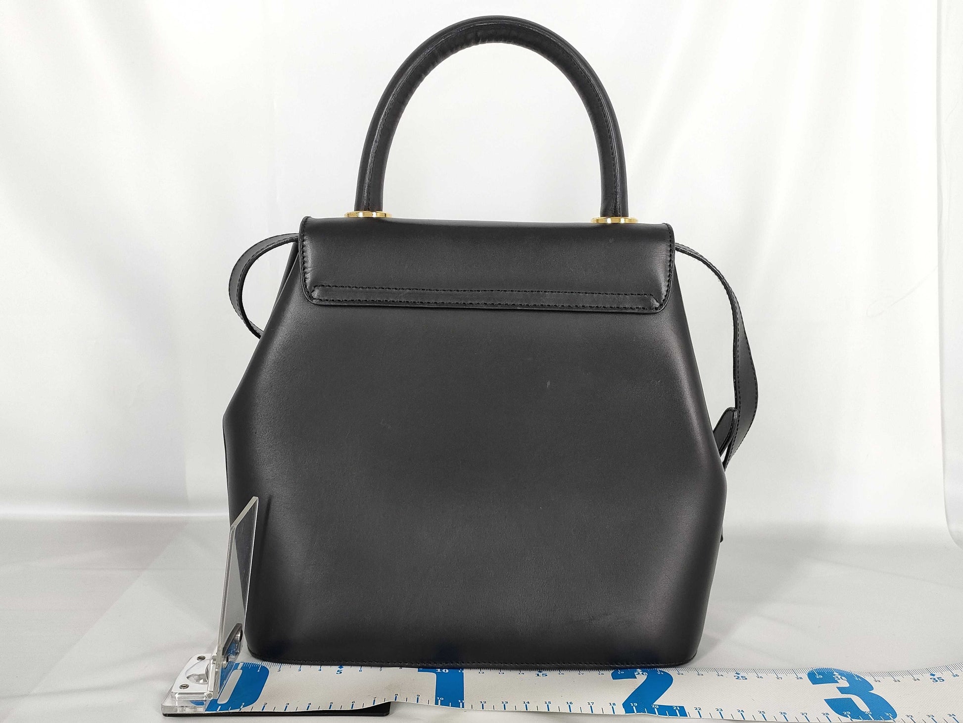 Salvatore Ferragamo Calf Leather Shoulder Handbag