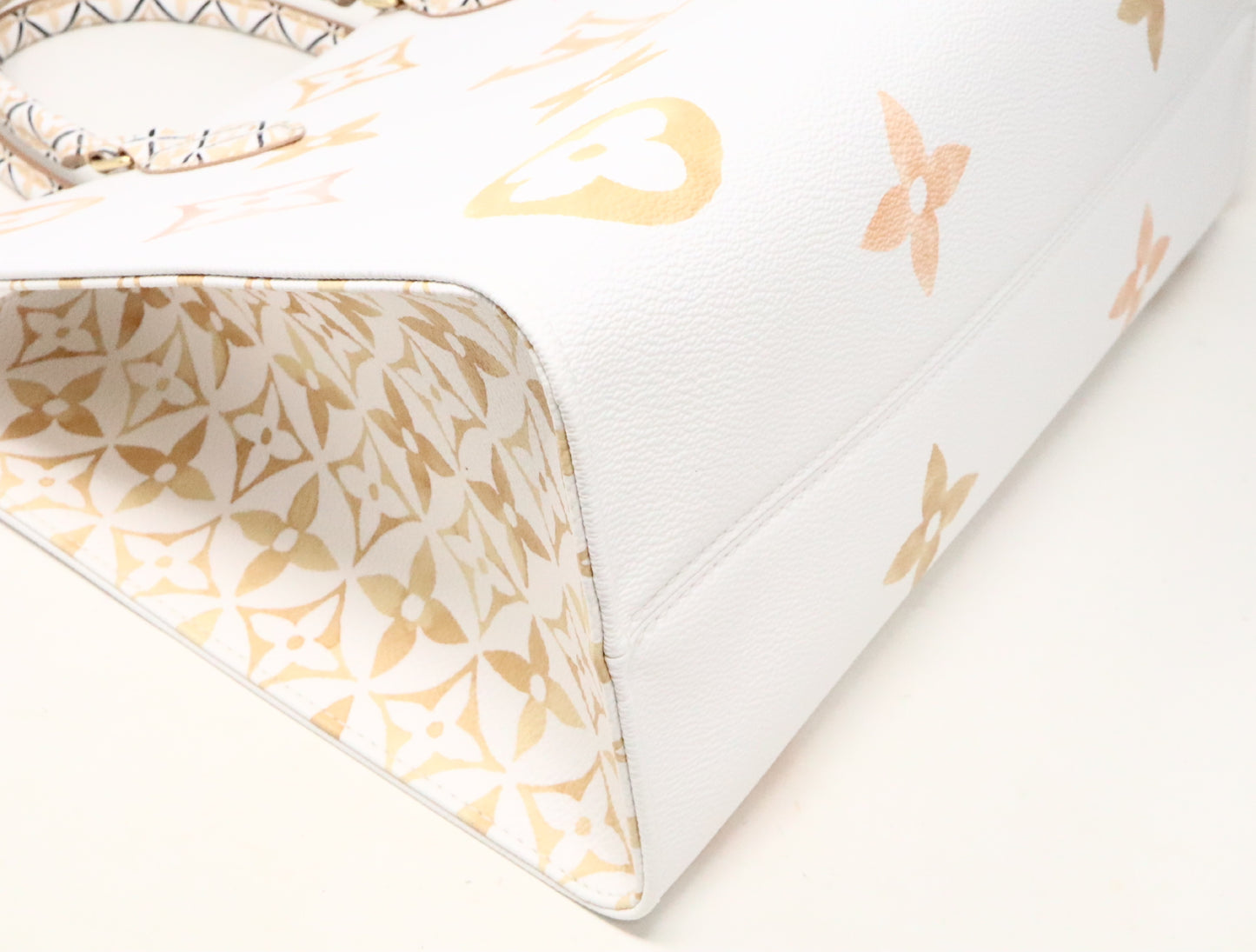 LOUIS VUITTON Monogram Giant On-the-Go MM M22975 Shoulder Bag