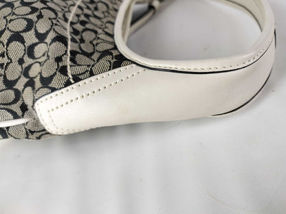 COACH Signature Hobo Bag One-Shoulder Shoulder Bag