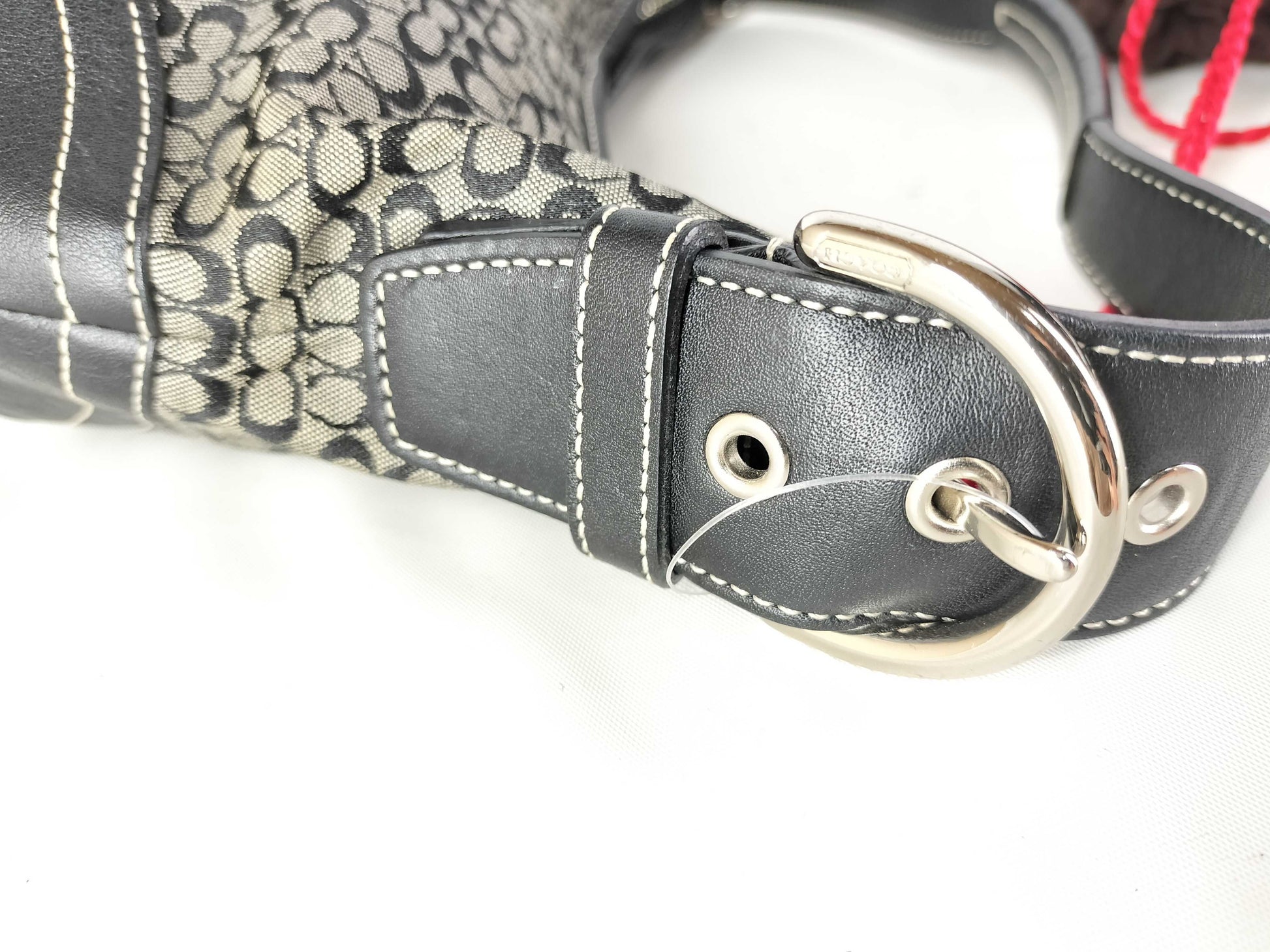 COACH Signature Hobo Bag One-Shoulder Shoulder Bag