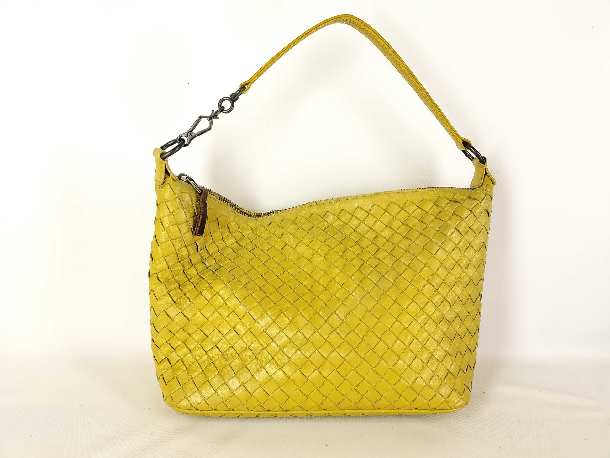 BOTTEGA VENETA Intrecciato One-Shoulder Accessory Pouch Shoulder Bag