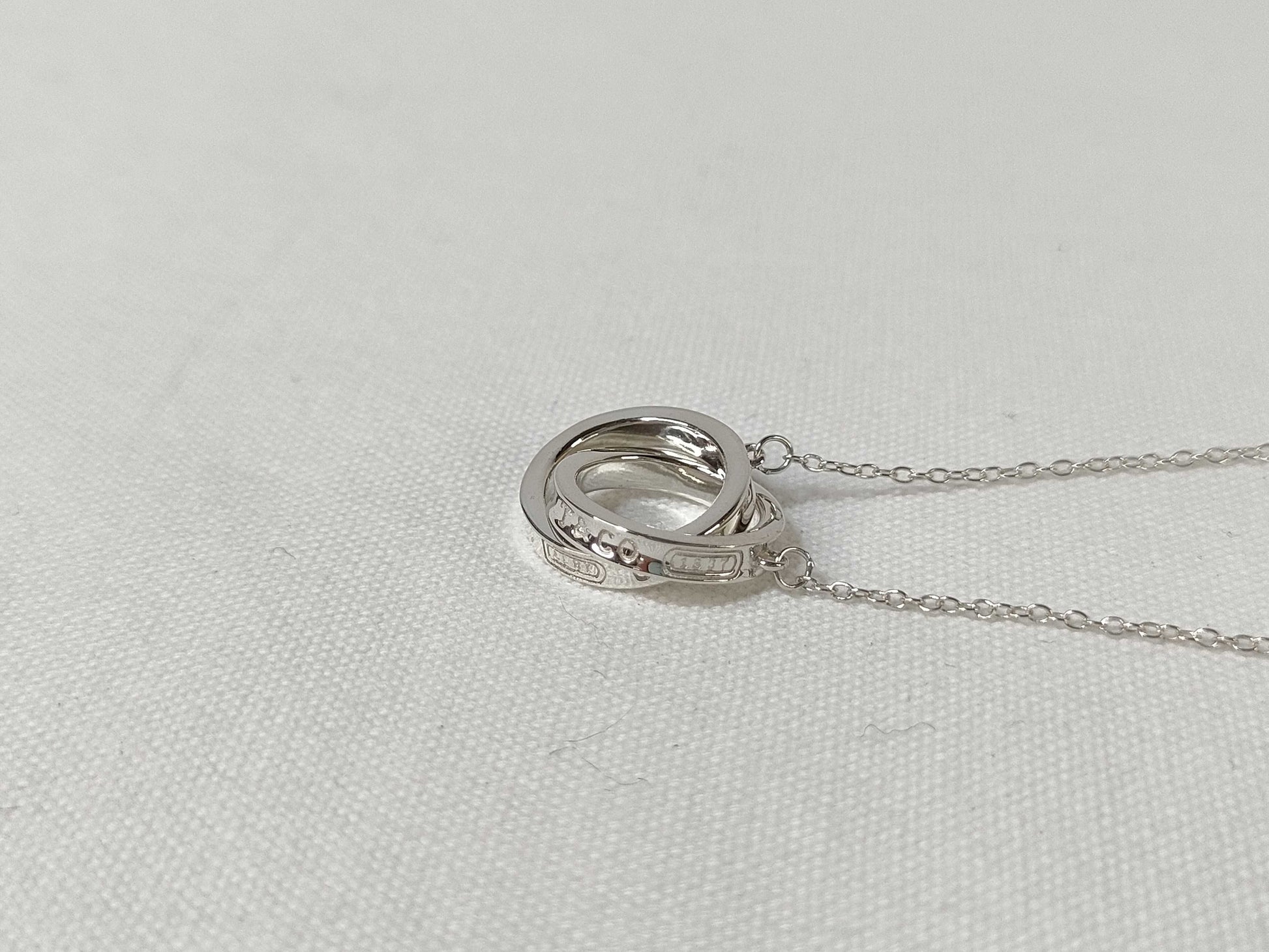 Tiffany & Co. Interlocking Circle Necklace 925 3.7g Necklace