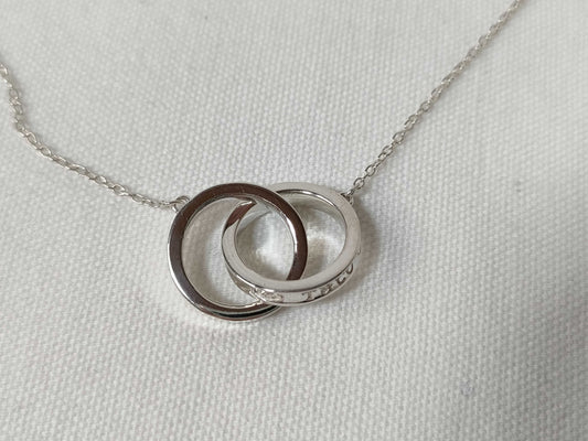 Tiffany & Co. Interlocking Circle Necklace 925 3.7g Necklace