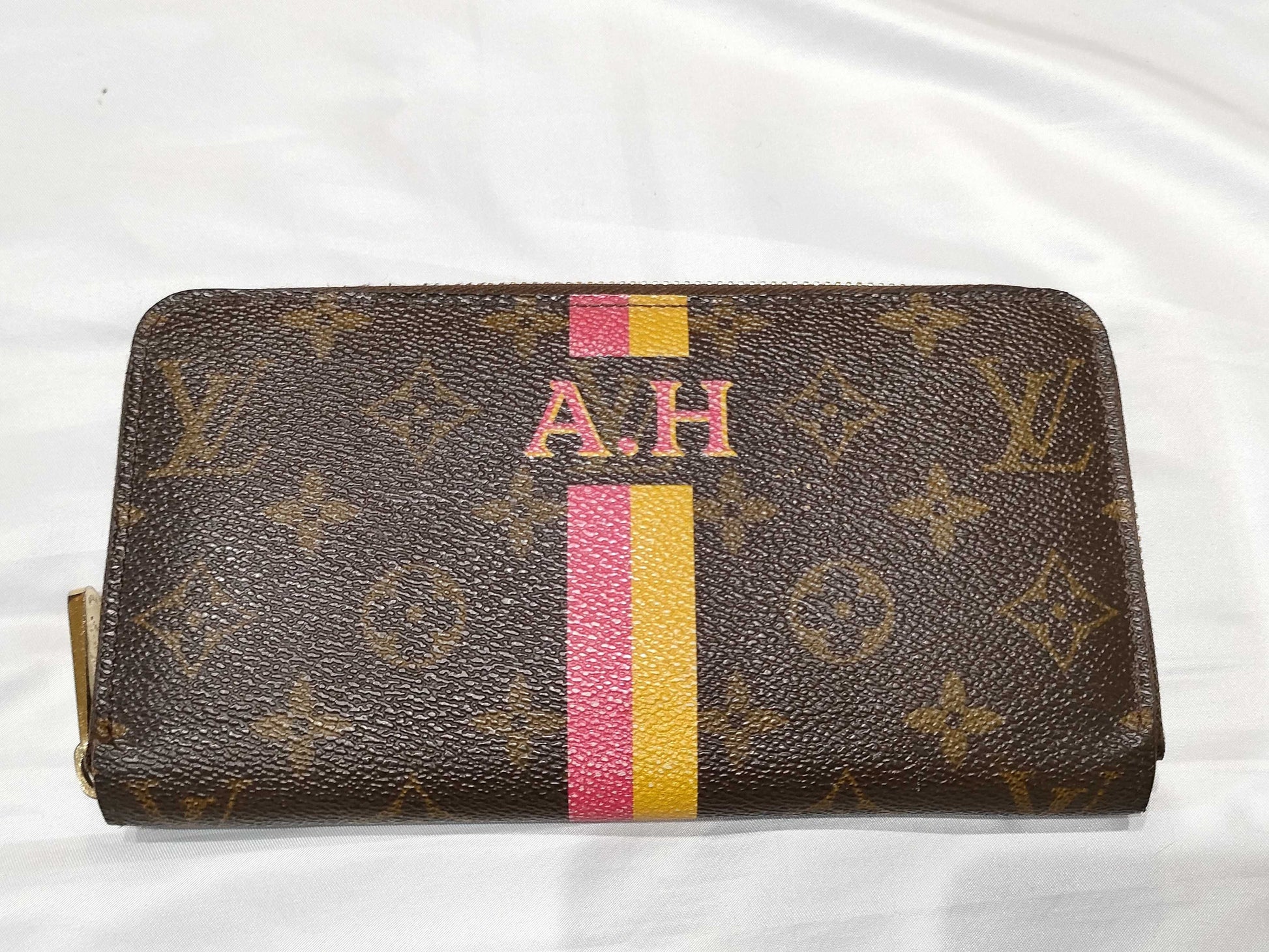 LOUIS VUITTON Monogram Louis Vuitton My LV Heritage Monogram Zippy Wallet Long Wallet M42616 Wallet