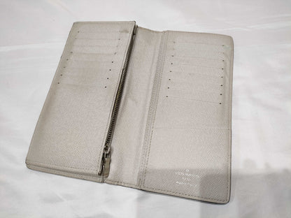 LOUIS VUITTON Taiga Rama Portefeuille Brazza NM White Blanc Long Wallet M30889 Wallet