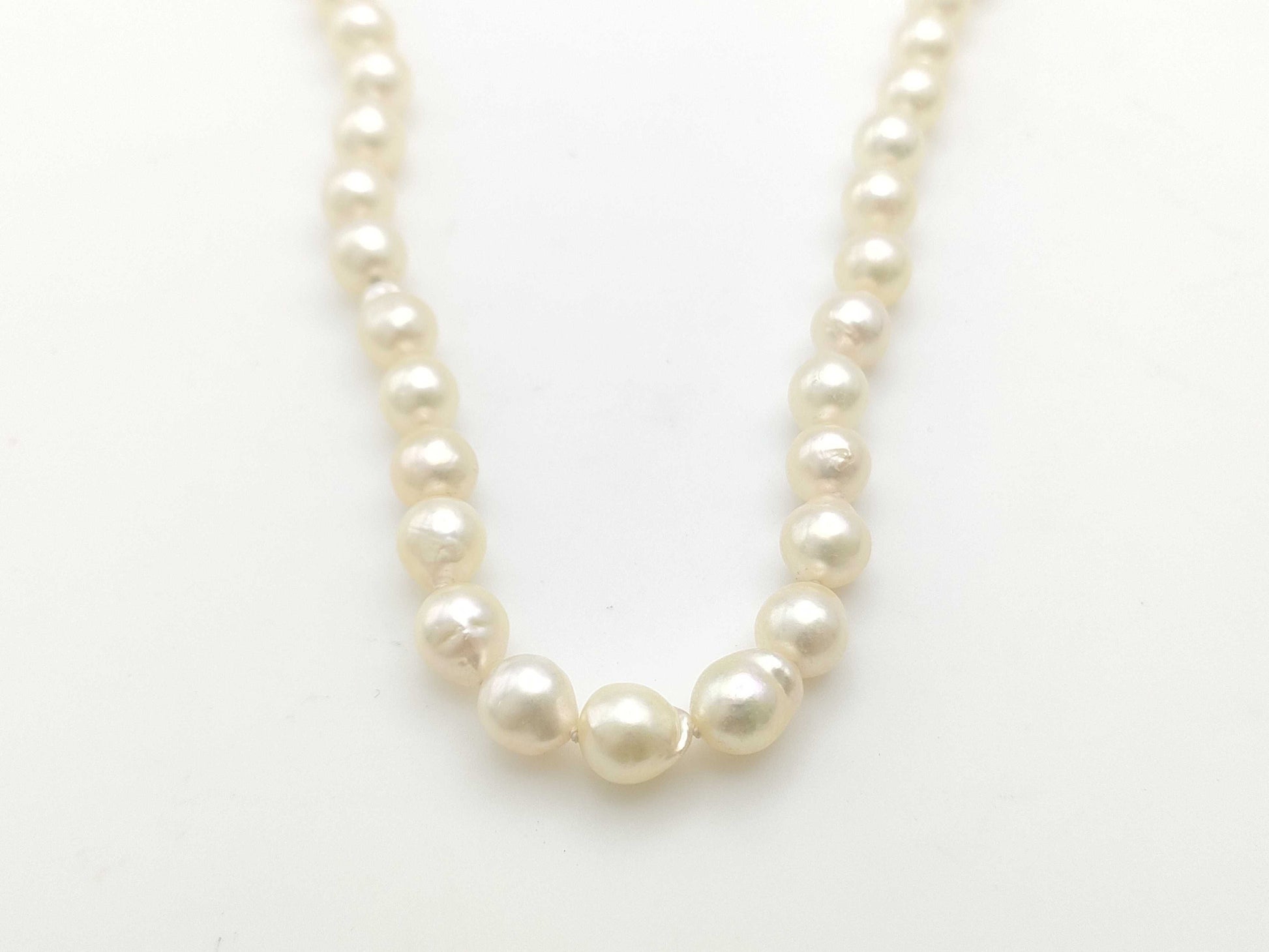 Semi-Round Pearl Necklace, Diameter: Approx. 7.6-7.8mm, 18K Gold, 31.8g 