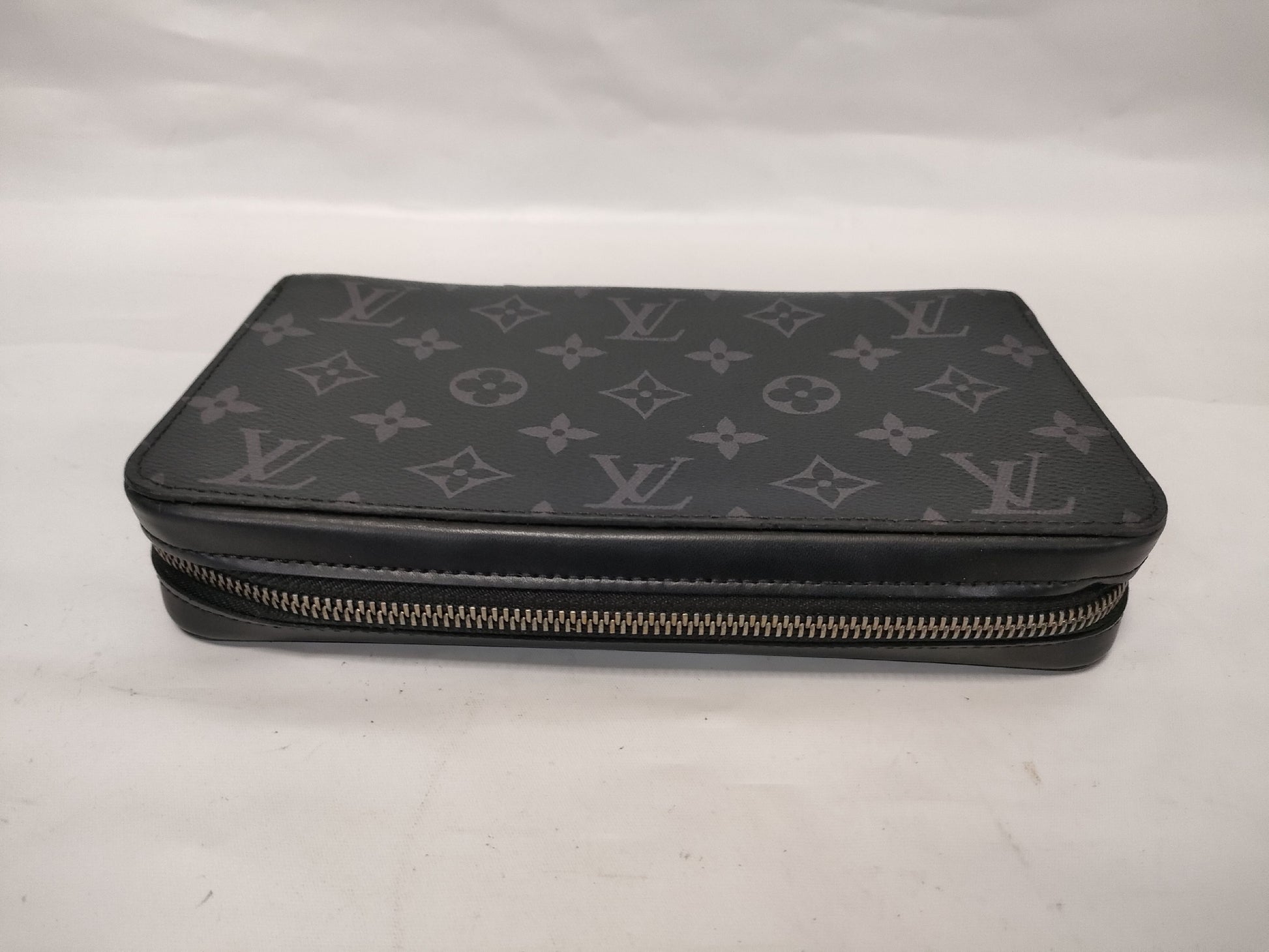 LOUIS VUITTON Monogram Eclipse Zippy XL M61698 RFID-Free Wallet/Second Bag