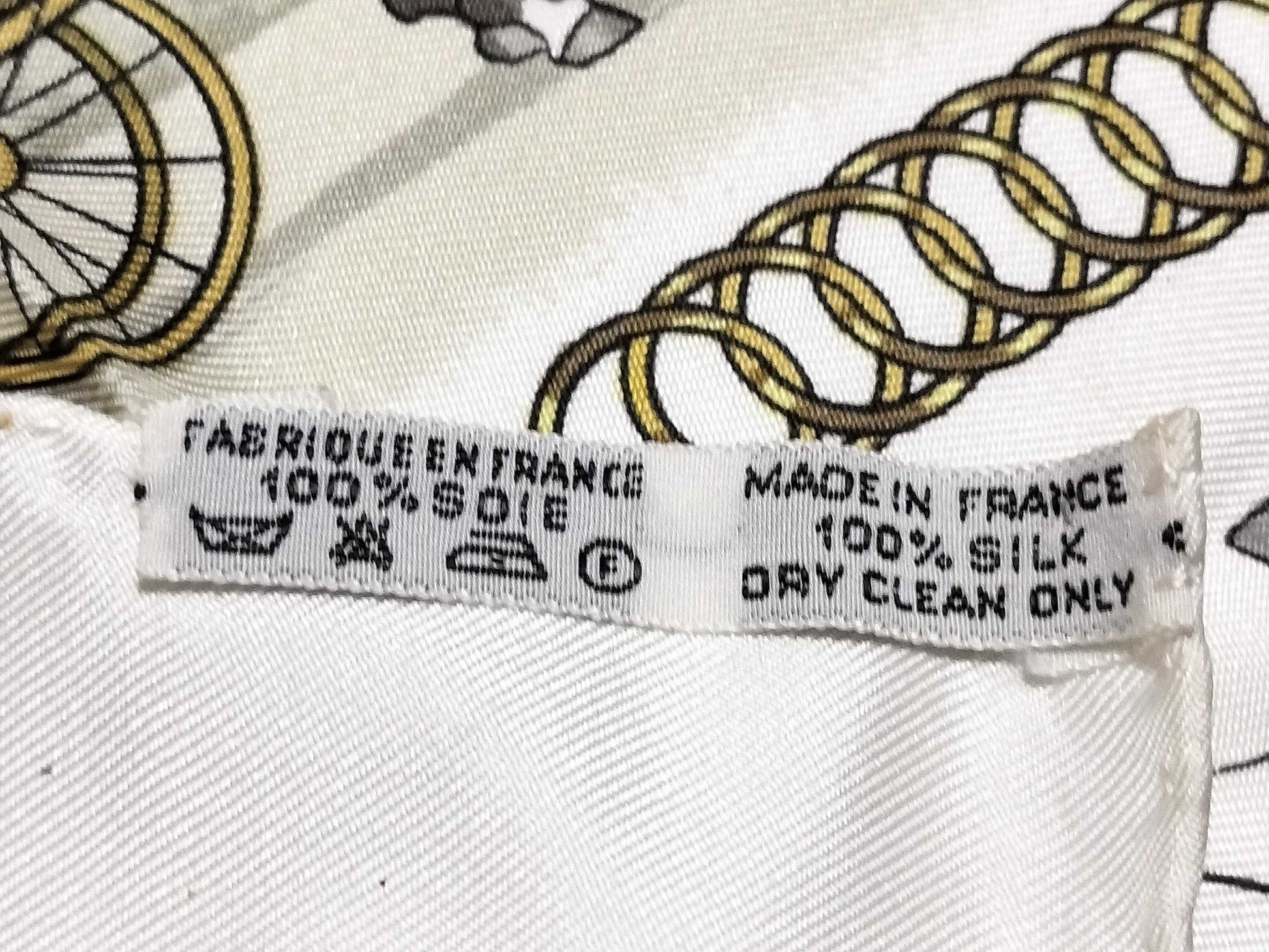 HERMES Carre HERMES Carre 70 Scarf Silk Scarf