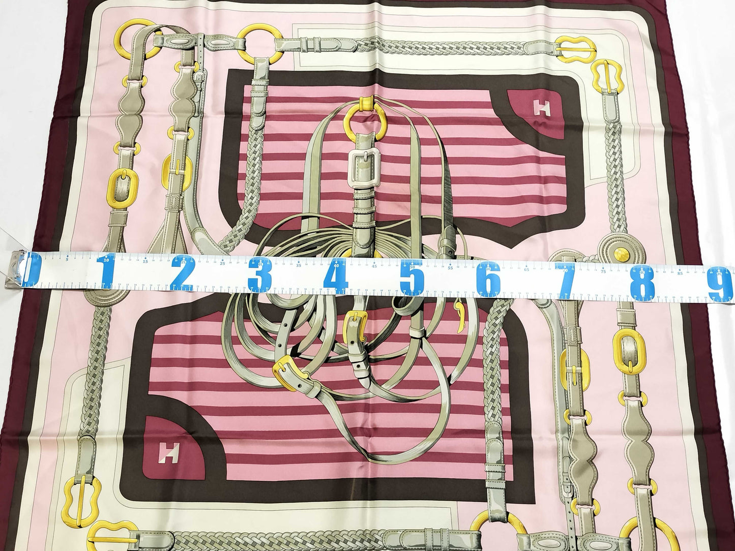 HERMES Carre HERMES Carre 90 Scarf Silk Scarf