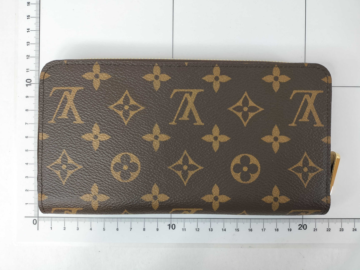 LOUIS VUITTON Monogram Zippy Wallet, Long Wallet with Round Zip, RFID Verified, Unused