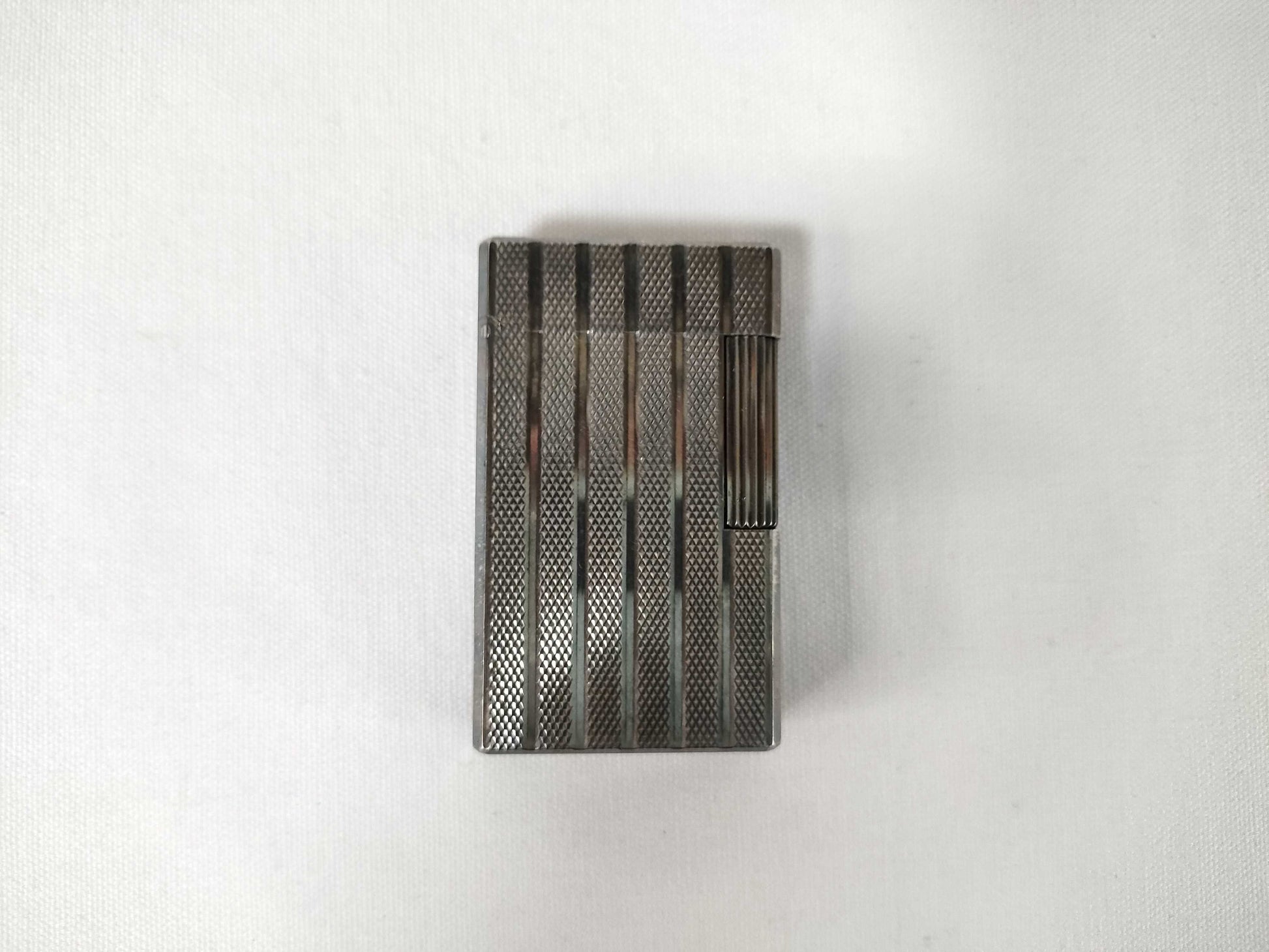 S.T. Dupont Lighter Silver Chrome Plated 18105 Lighter