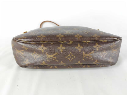 LOUIS VUITTON Monogram LOUIS VUITTON M41679 Monogram Mabillon Shoulder Bag Shoulder Bag