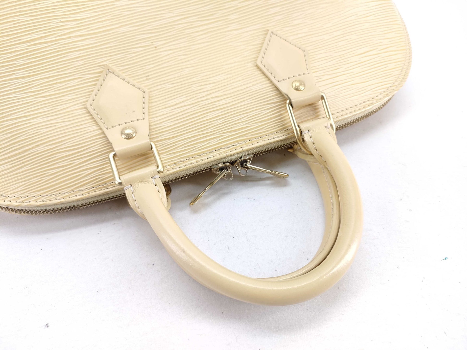 LOUIS VUITTON Epi Alma Handbag in Light Yellow 