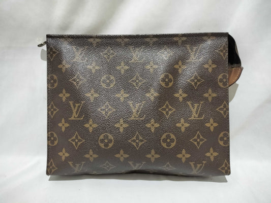 LOUIS VUITTON Monogram Poche Toilette 25 Pouch