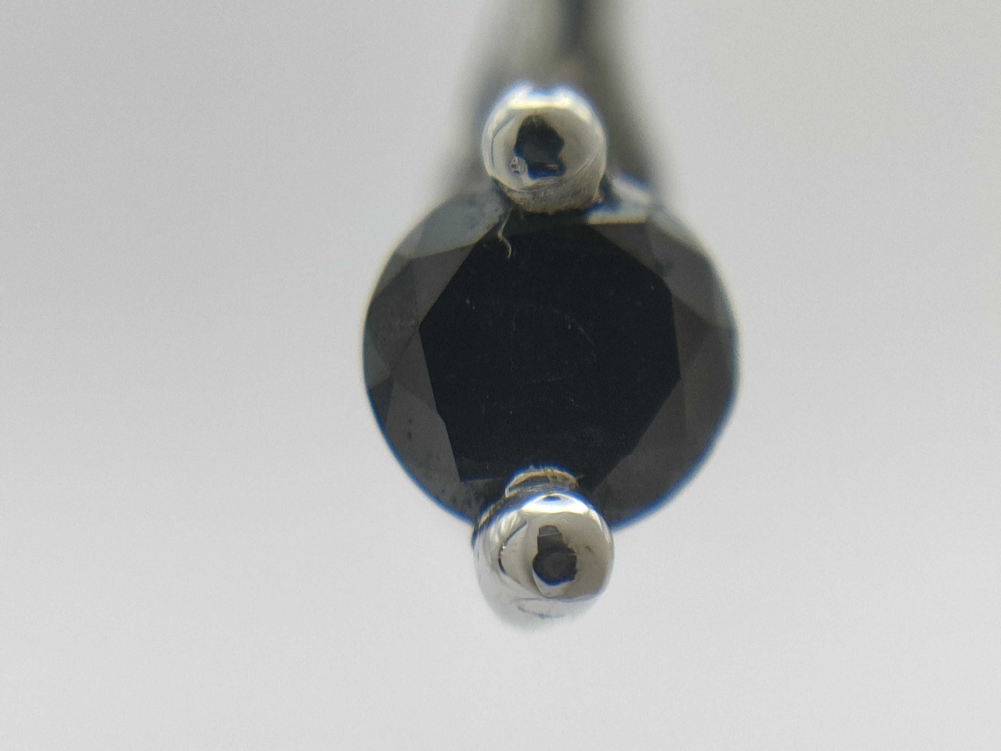 D0.26/026ct K18WG 1.4g Earrings 