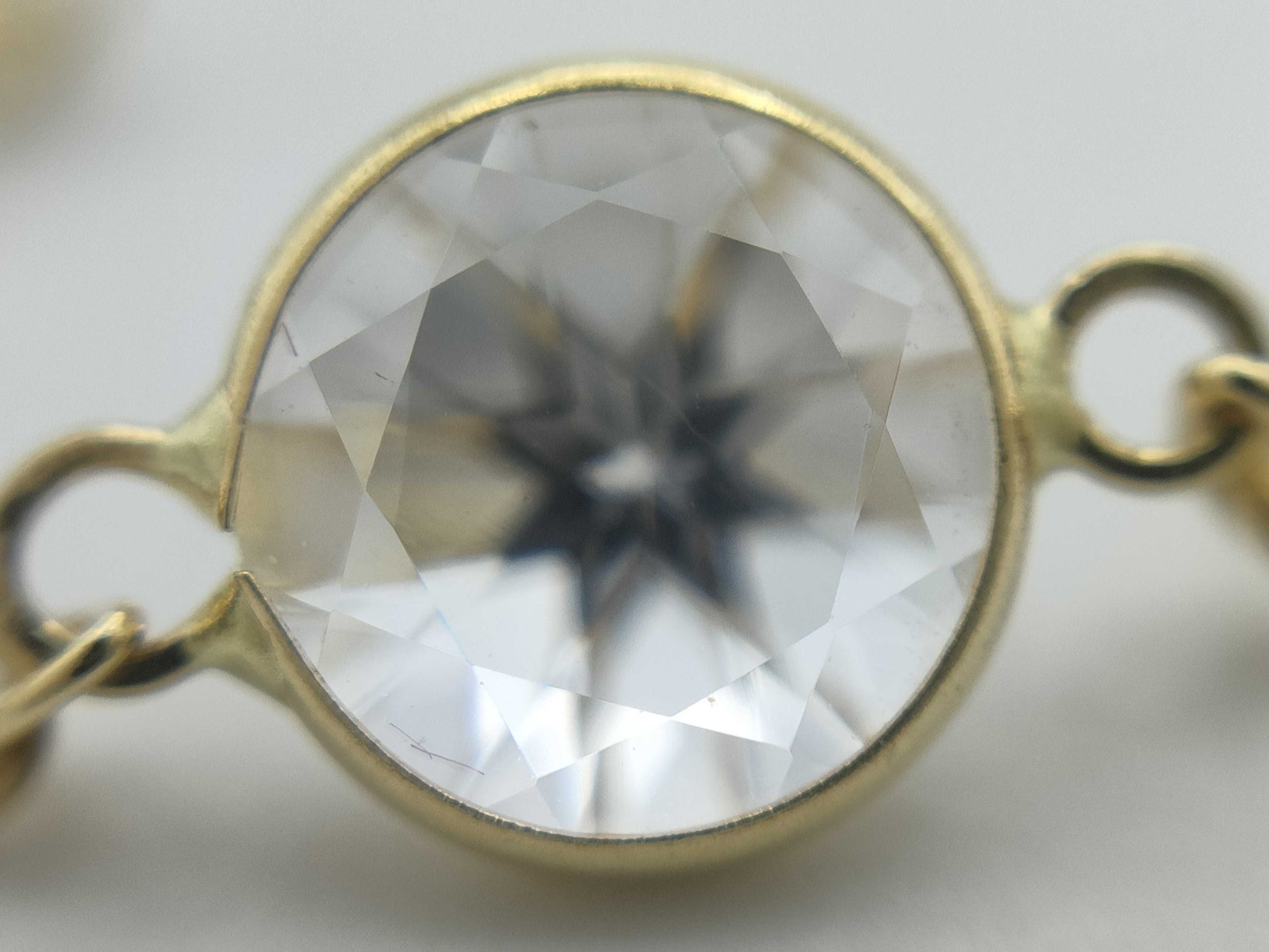 Topaz 30.00ct K18 9.7g Necklace 