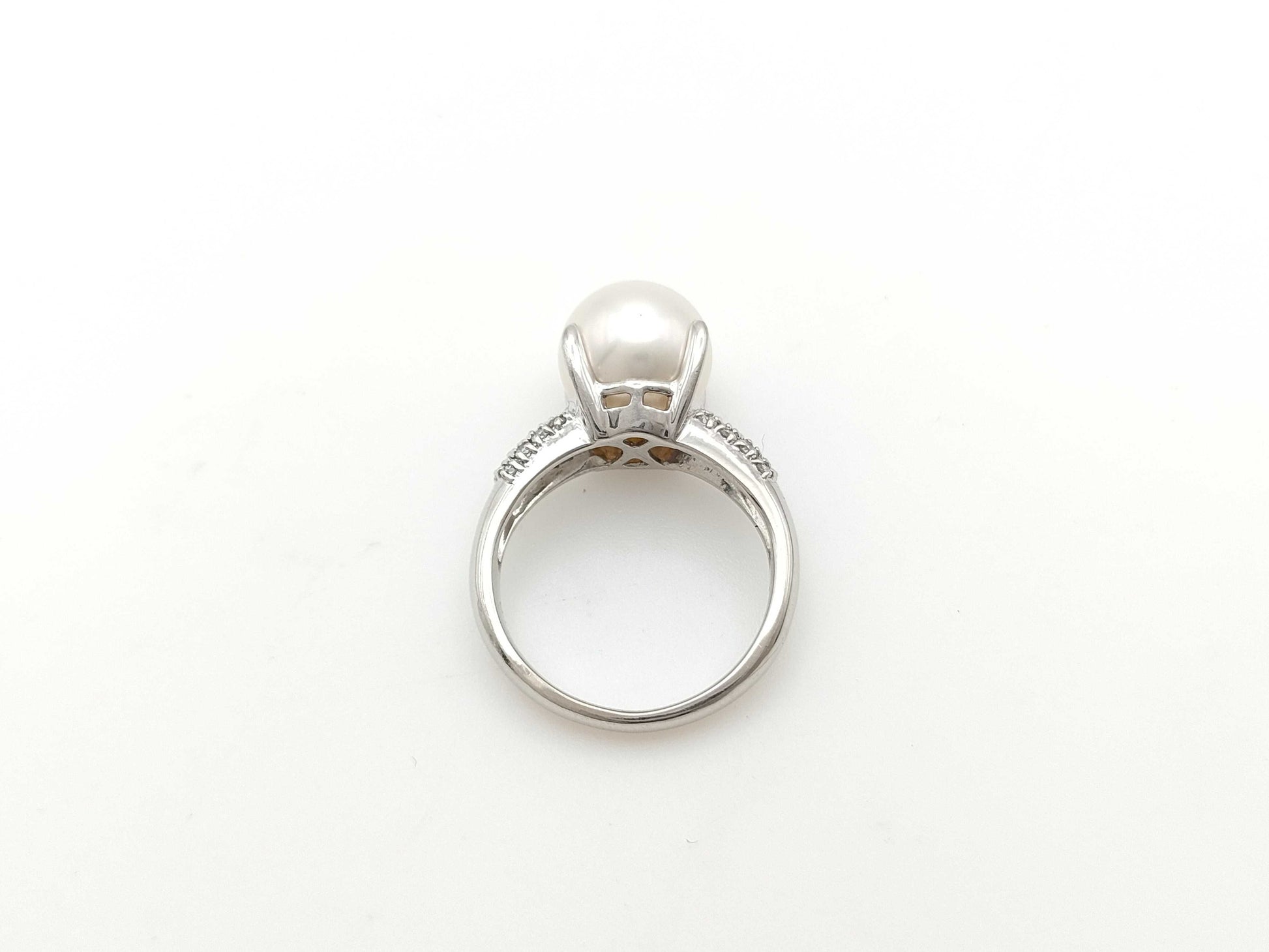 Pearl diameter: approx. 9.2mm, D0.18ct, PT900, 5.7g, Ring 