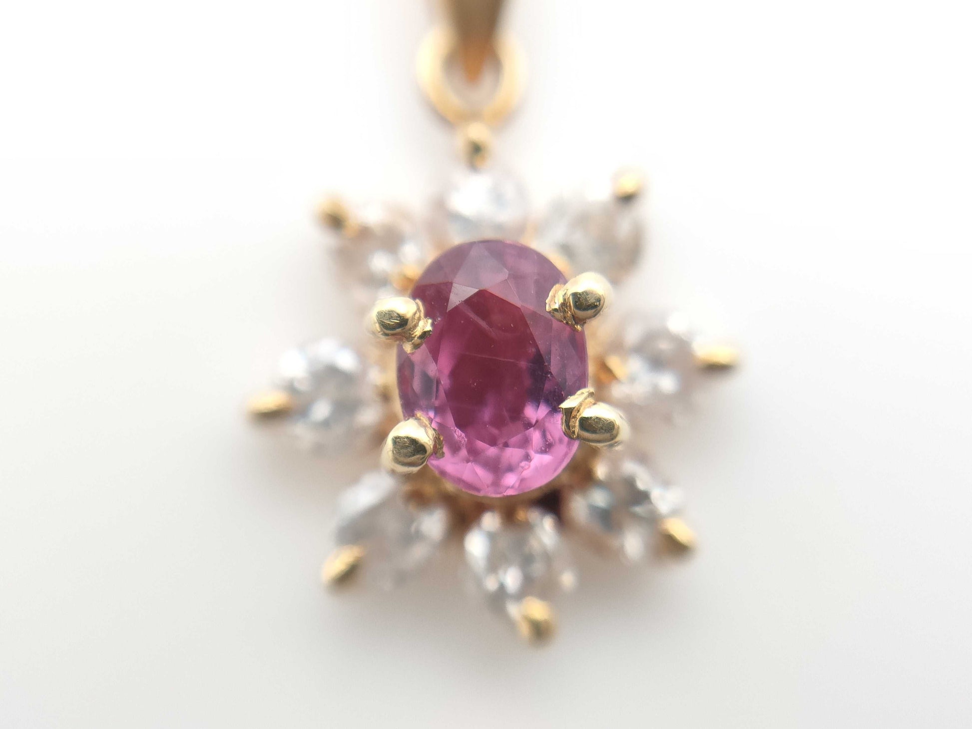 Ruby and Diamond 18K Gold Pendant Top 0.8g