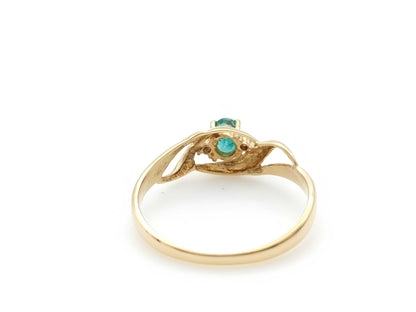 Emerald and Diamond 18K 1.4g Ring 