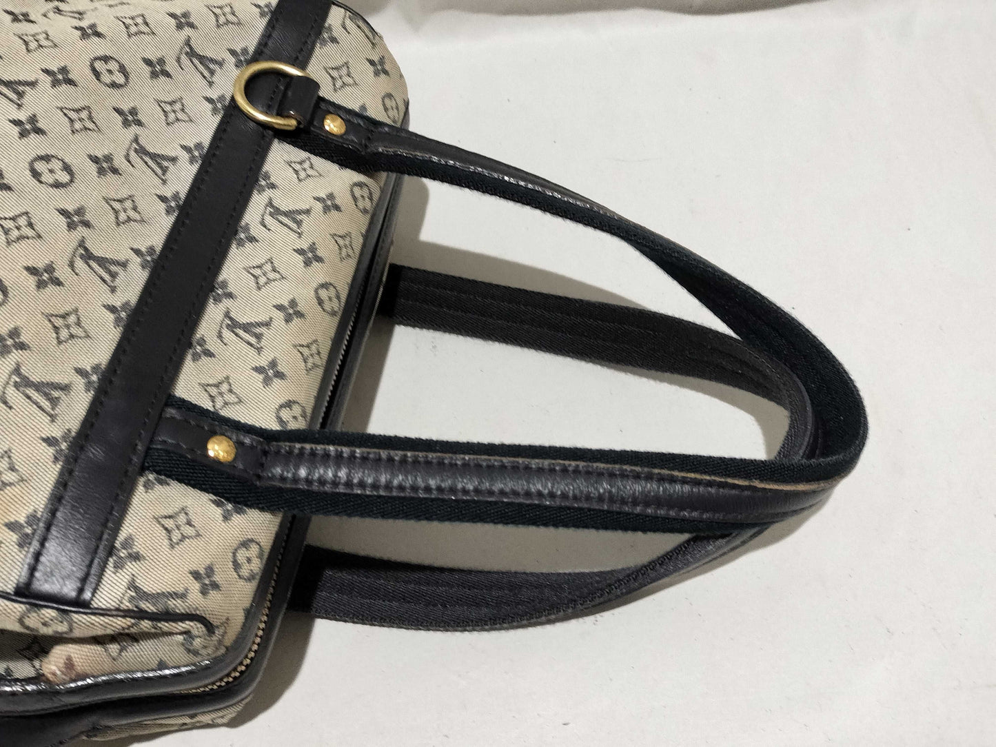 LOUIS VUITTON Monogram Mini Louis Vuitton Josephine PM M92049 Handbag