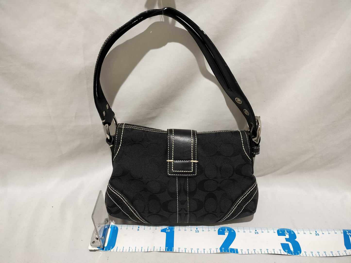 COACH Signature Black Shoulder Bag/Handbag