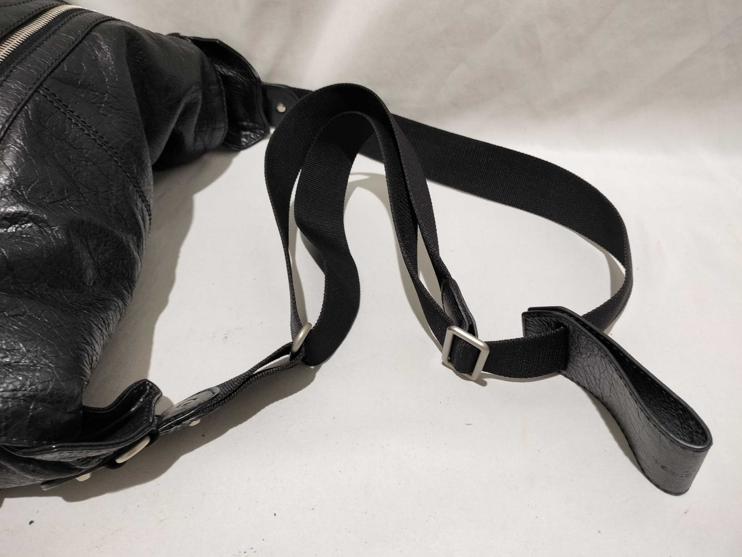 BALENCIAGA Black Leather Crossbody Shoulder Bag