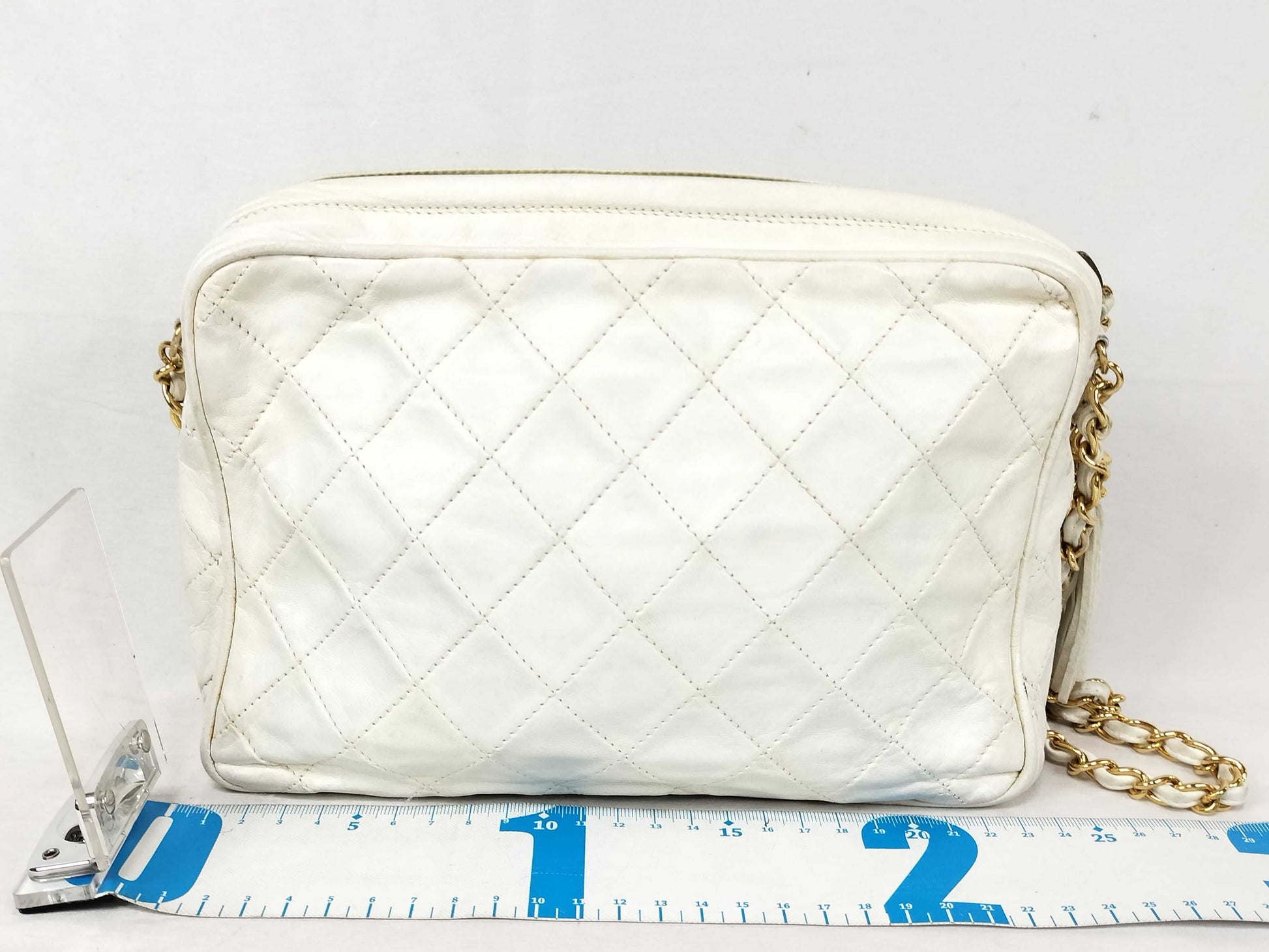 CHANEL White Lambskin Coco Mark Fringe Shoulder Bag