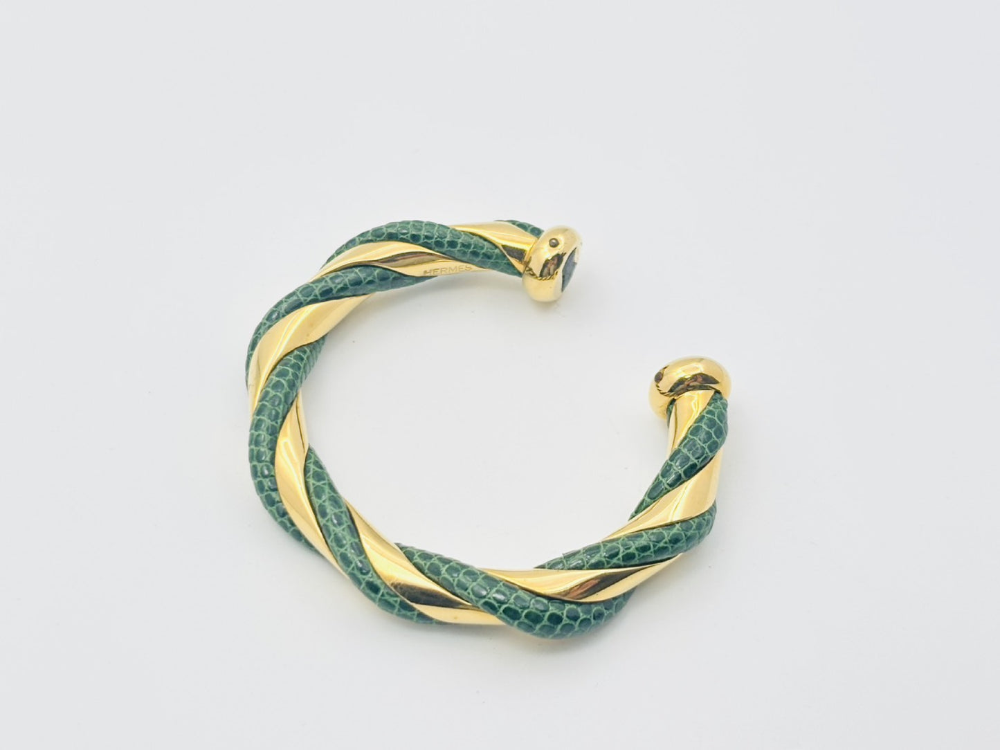 HERMES Twist Exotic Leather Lizard Bangle Gold and Green Bracelet/Bangle