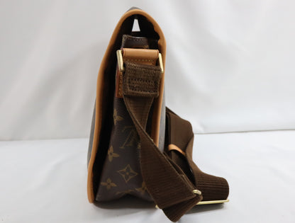 LOUIS VUITTON Monogram LOUIS VUITTON M40106 Monogram Louis Vuitton Monogram Messenger PM Bosphor M40106 MI2007 Shoulder Bag