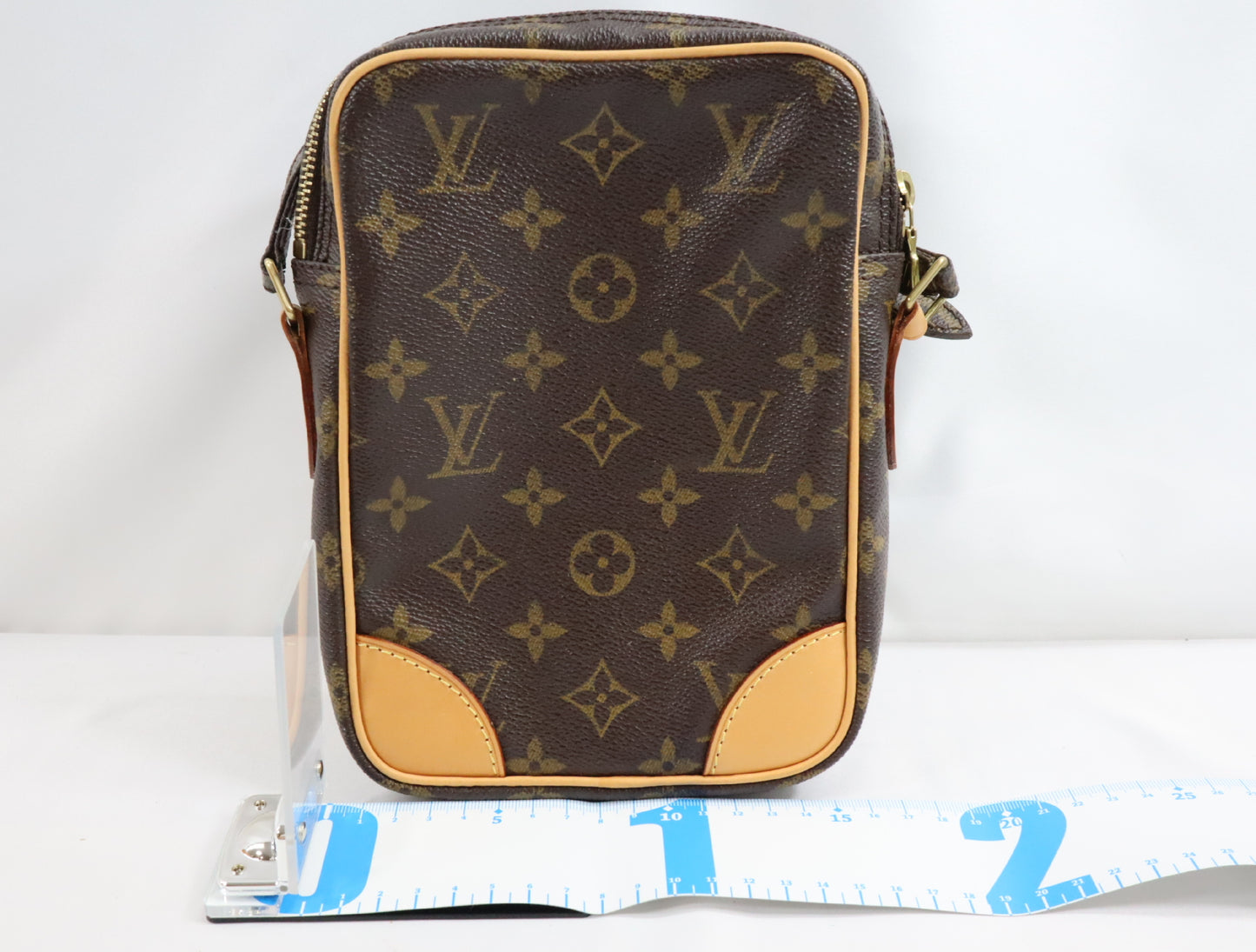 LOUIS VUITTON Monogram LOUIS VUITTON M45266 Monogram Danube Shoulder Bag Shoulder Bag