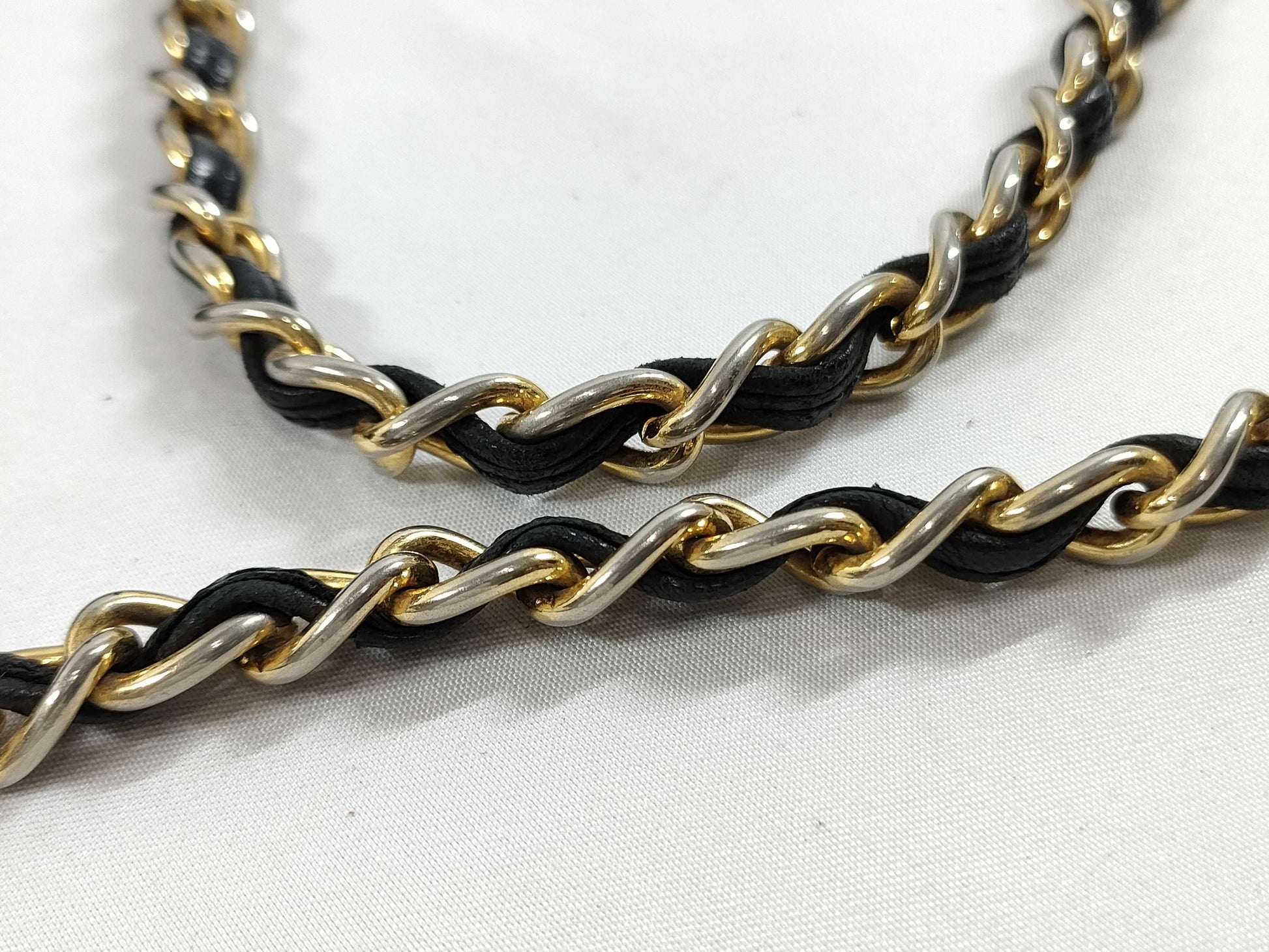 CHANEL CHANEL shoulder bag