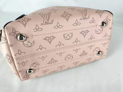 LOUIS VUITTON Mahina Hina PM Monogram Mahina Magnolia M54353 RFID Handbag