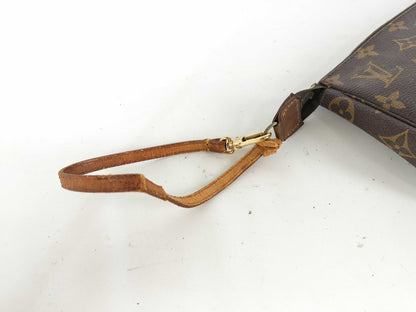 LOUIS VUITTON Monogram Pochette Accessoires Monogram M51980 AR0937 Shoulder Bag