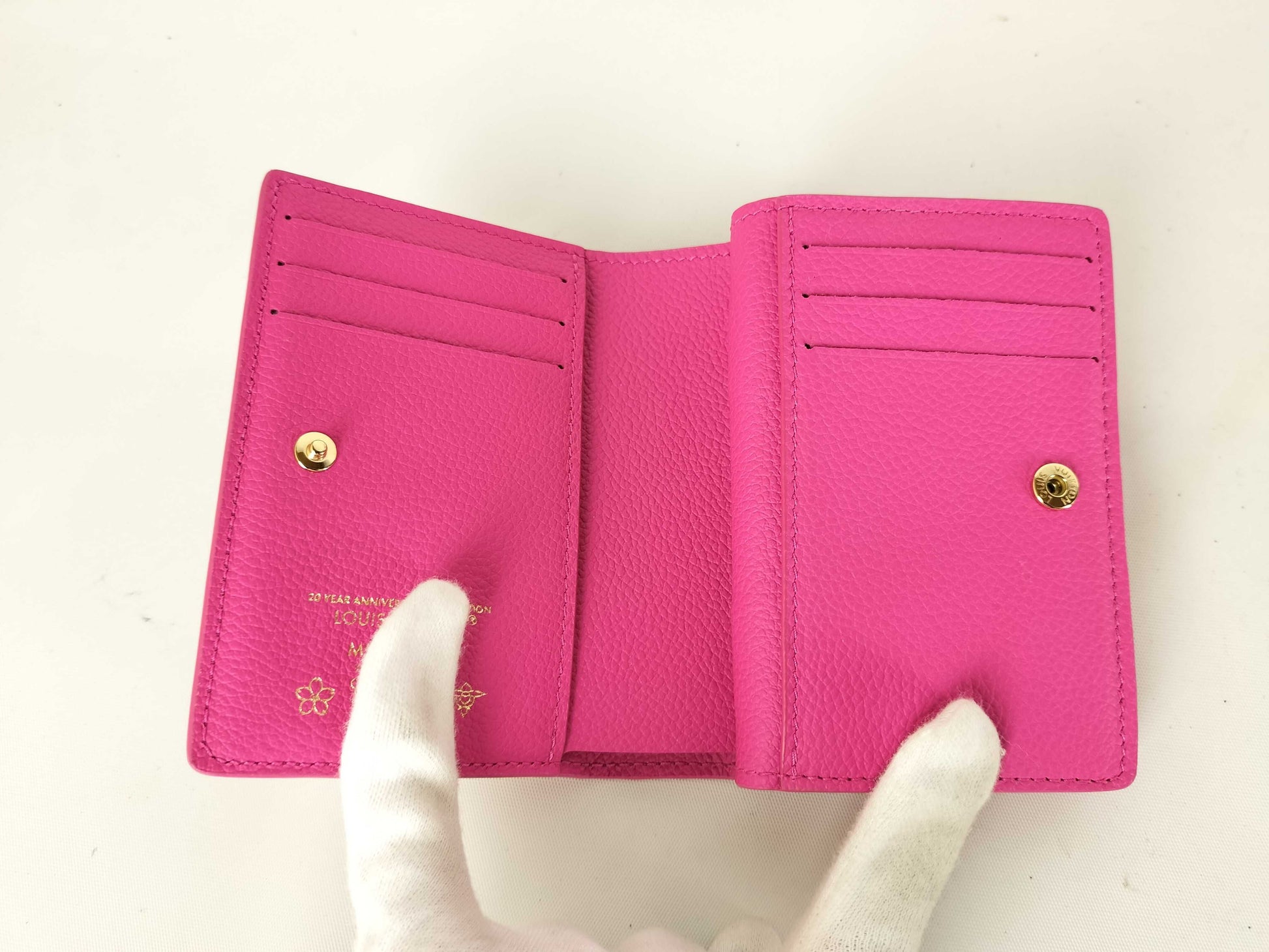 LOUIS VUITTON Monogram Multicolore LOUIS VUITTON LV x TM Portefeuille Claire Cute Pink Wallet