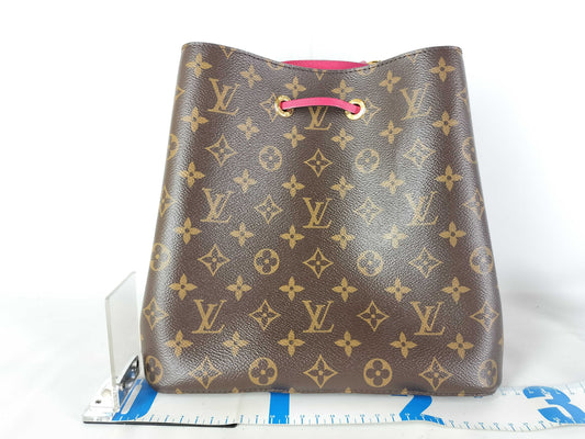 LOUIS VUITTON Monogram NeoNoe Shoulder Bag
