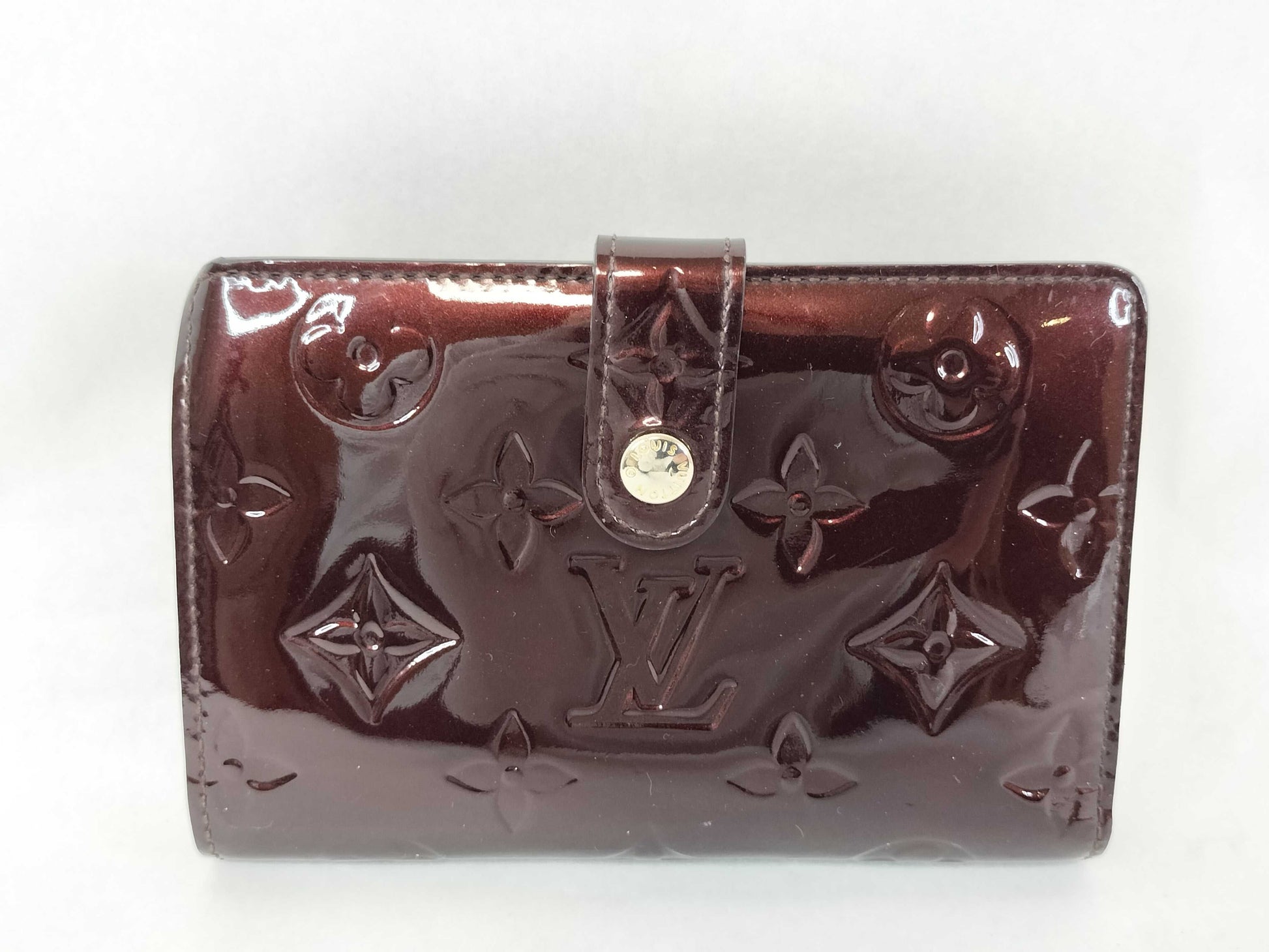 LOUIS VUITTON Vernis Louis Vuitton Vernis Clasp Wallet