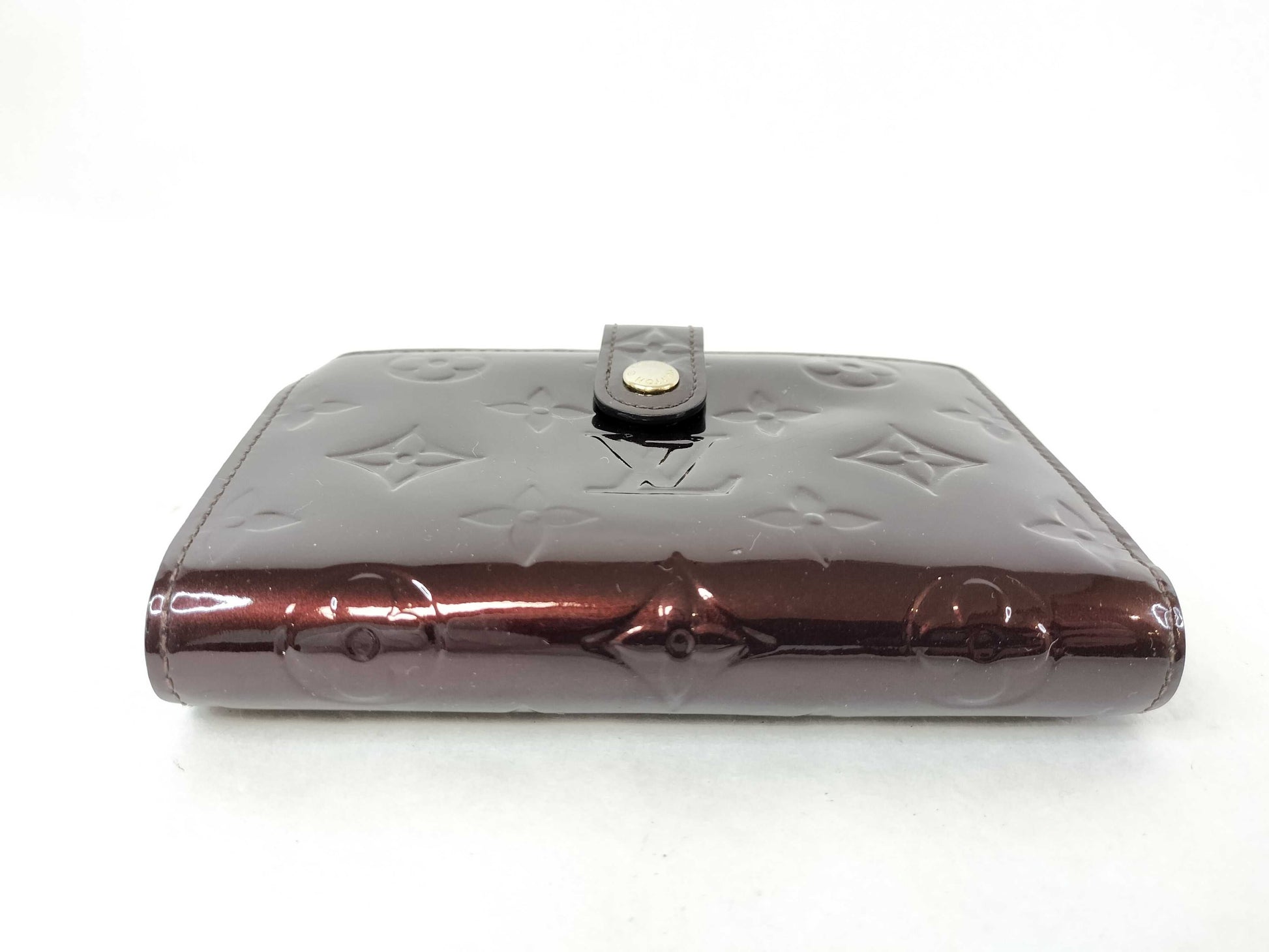 LOUIS VUITTON Vernis Louis Vuitton Vernis Clasp Wallet