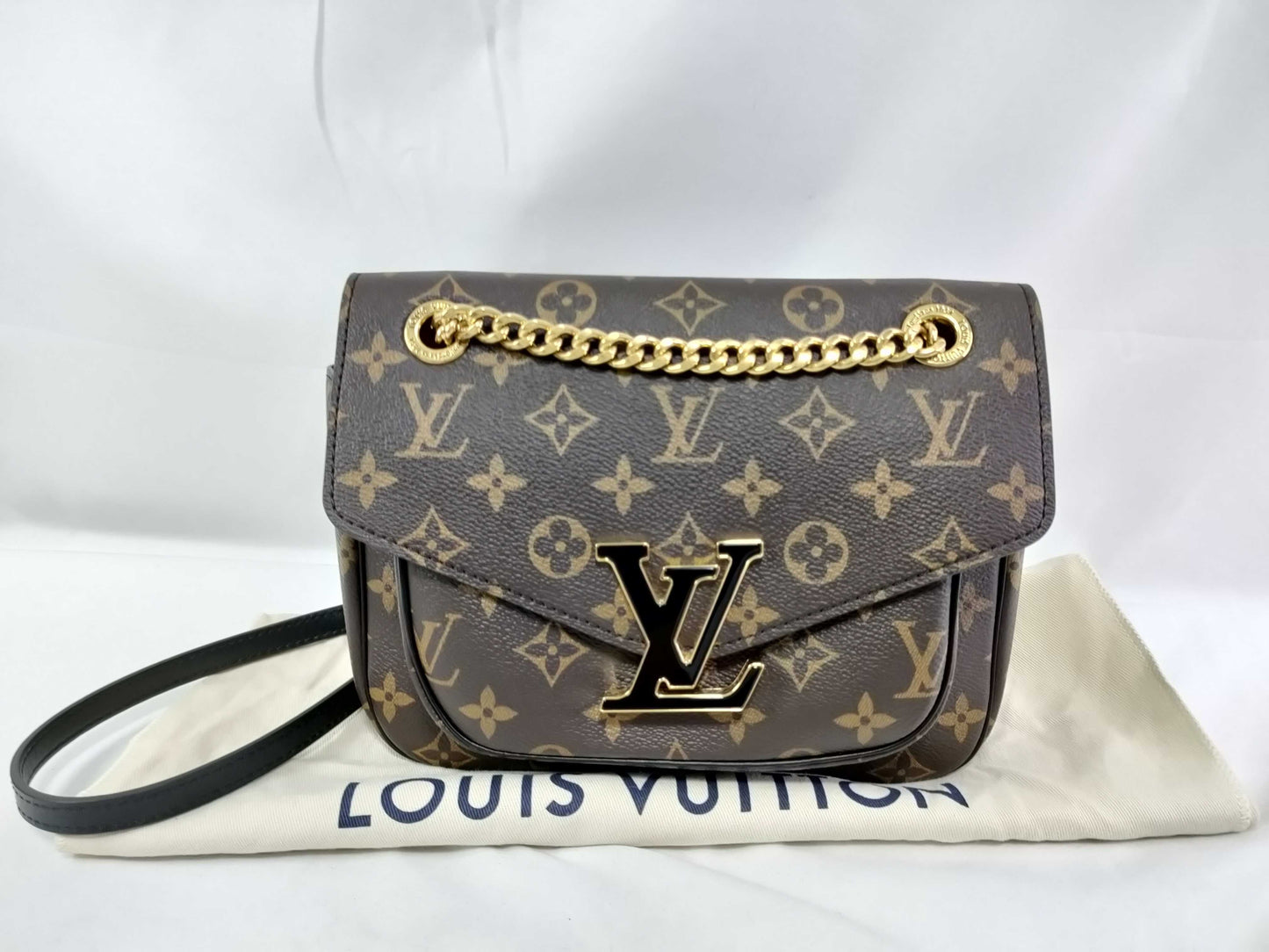 LOUIS VUITTON Monogram Passy M45592 Brown Shoulder Bag