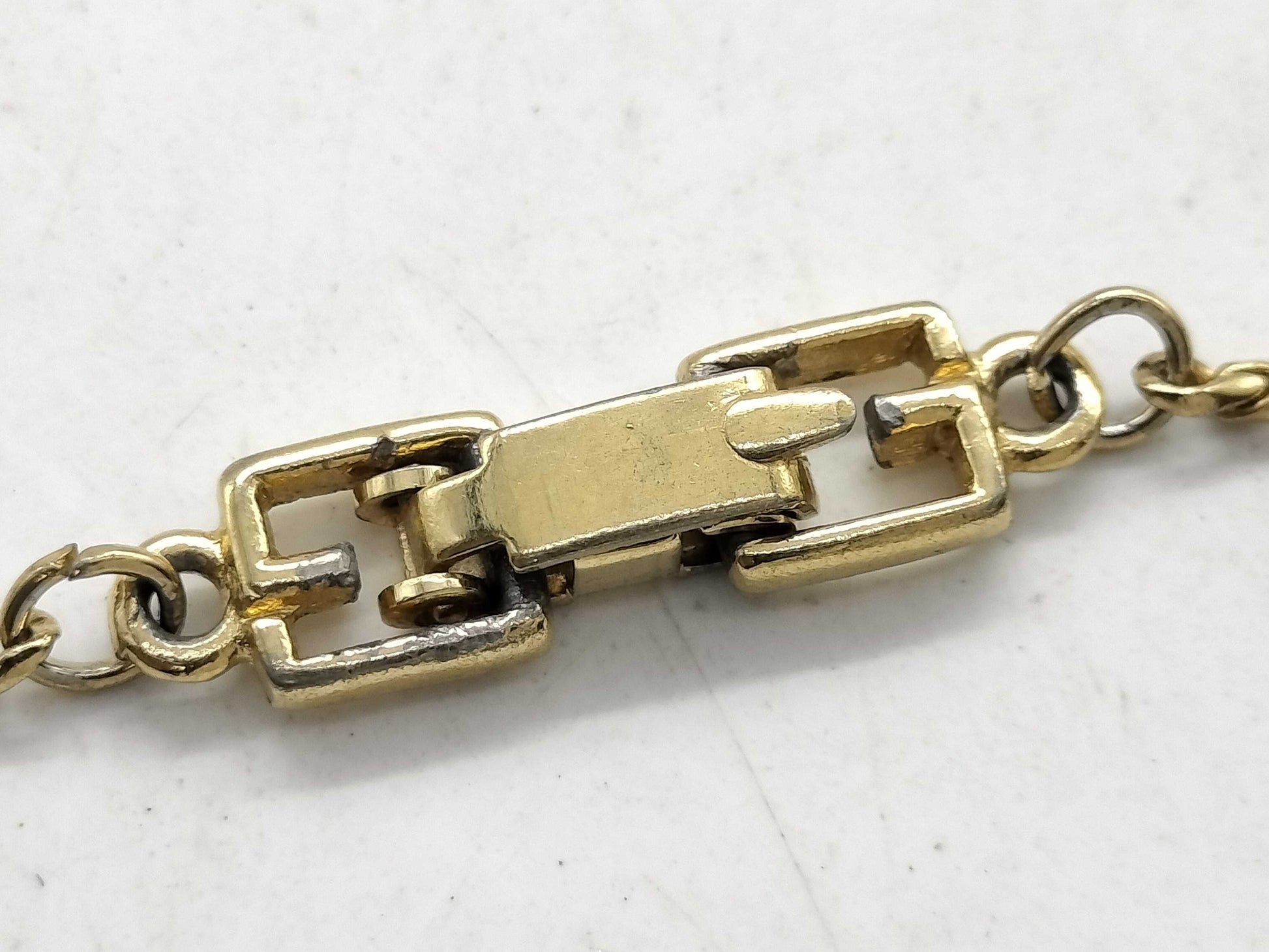 GIVENCHY Logo Stone Necklace