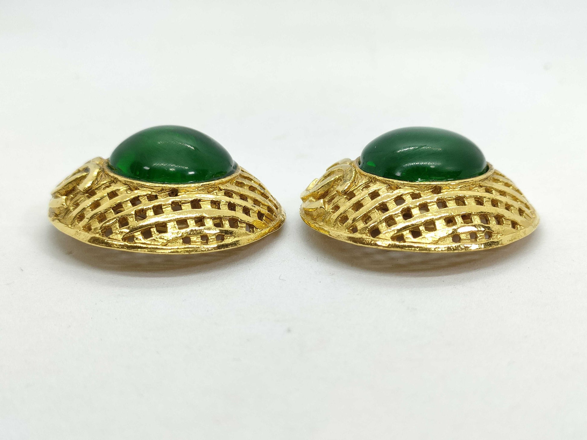 CHANEL Gripoa Earrings 94P Earrings