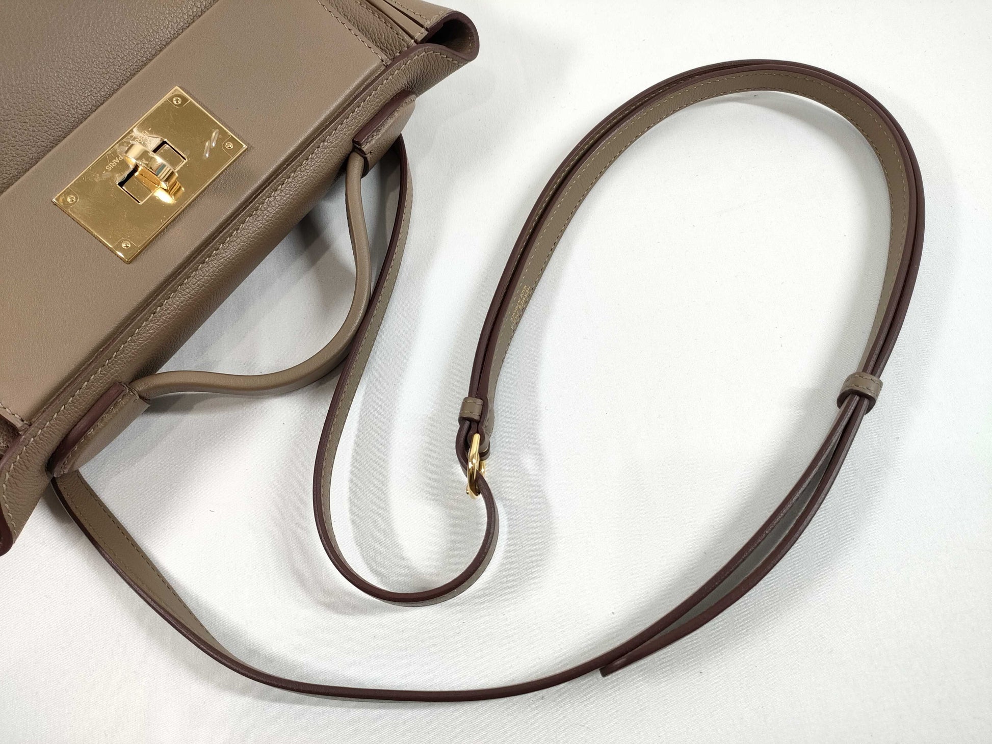 HERMES Sac Vin Quatre Mini Evercolor Swift Etoupe Shoulder Bag