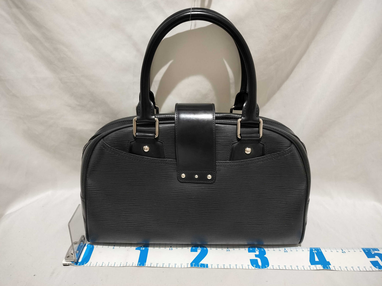 LOUIS VUITTON Epi Montaigne GM Handbag