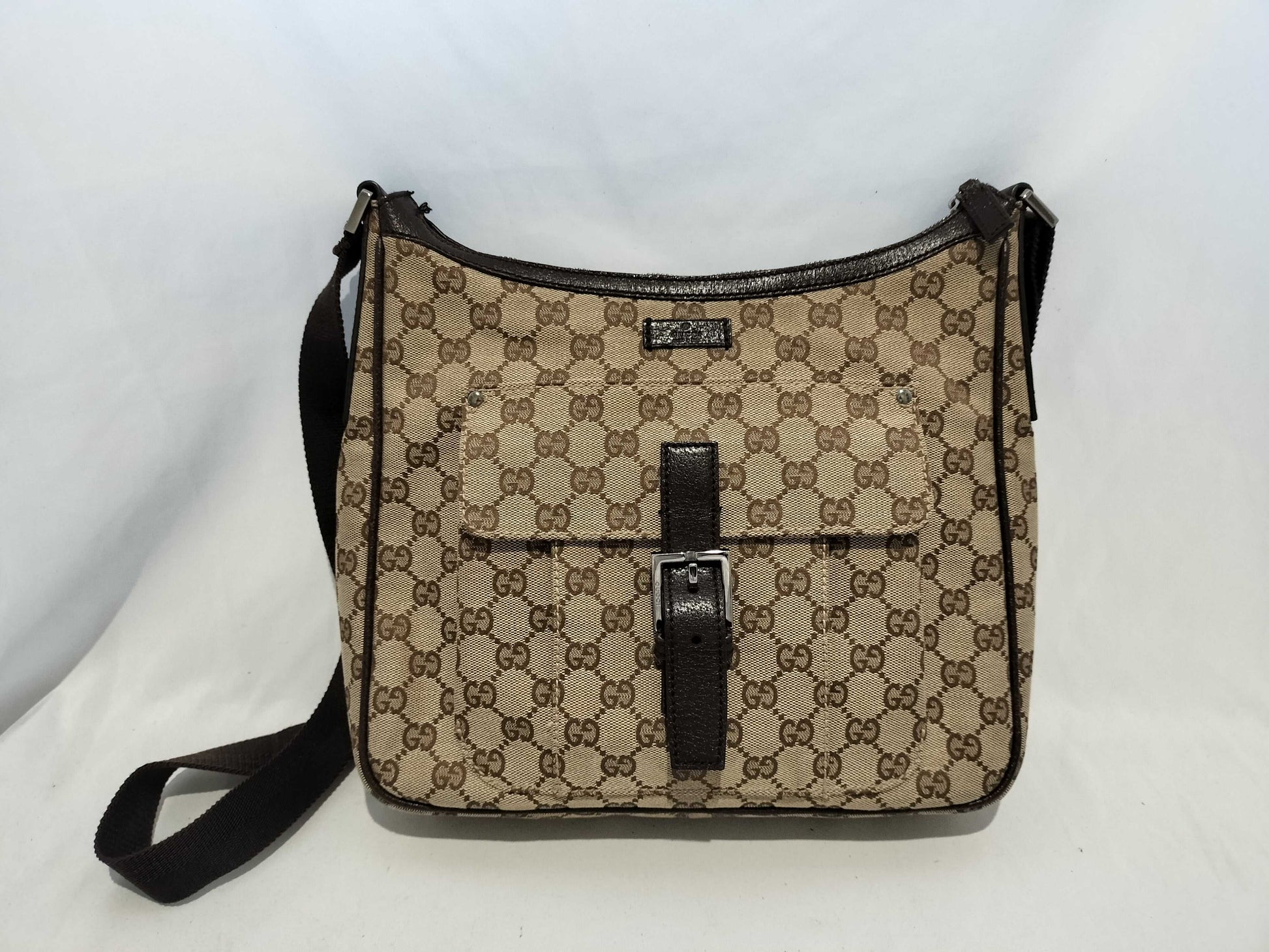GUCCI GG Canvas Shoulder Bag