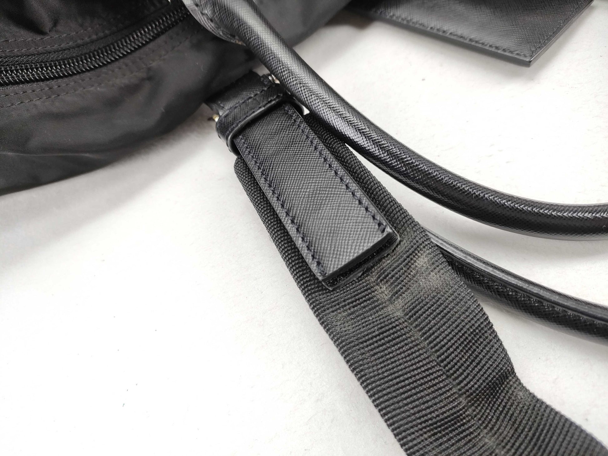 PRADA V20 nylon? 2-way Boston bag with leather triangular plate, black, name tag and padlock.