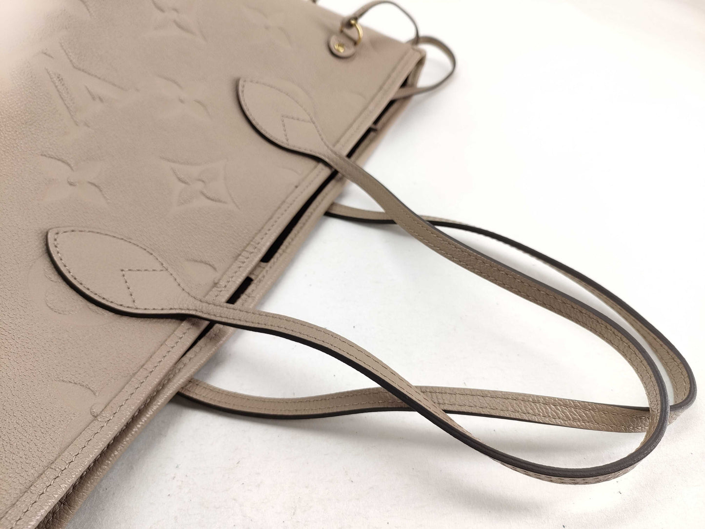 LOUIS VUITTON Monogram Empreinte M45686 Monogram Empreinte Neverfull MM Tote Bag with Pouch