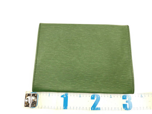 LOUIS VUITTON Epi M52712 Epi Iena 32 Borneo Green Clutch Bag