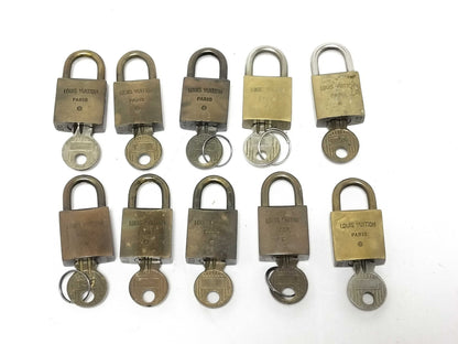 LOUIS VUITTON Cadena Key Set of 10 Other Accessories