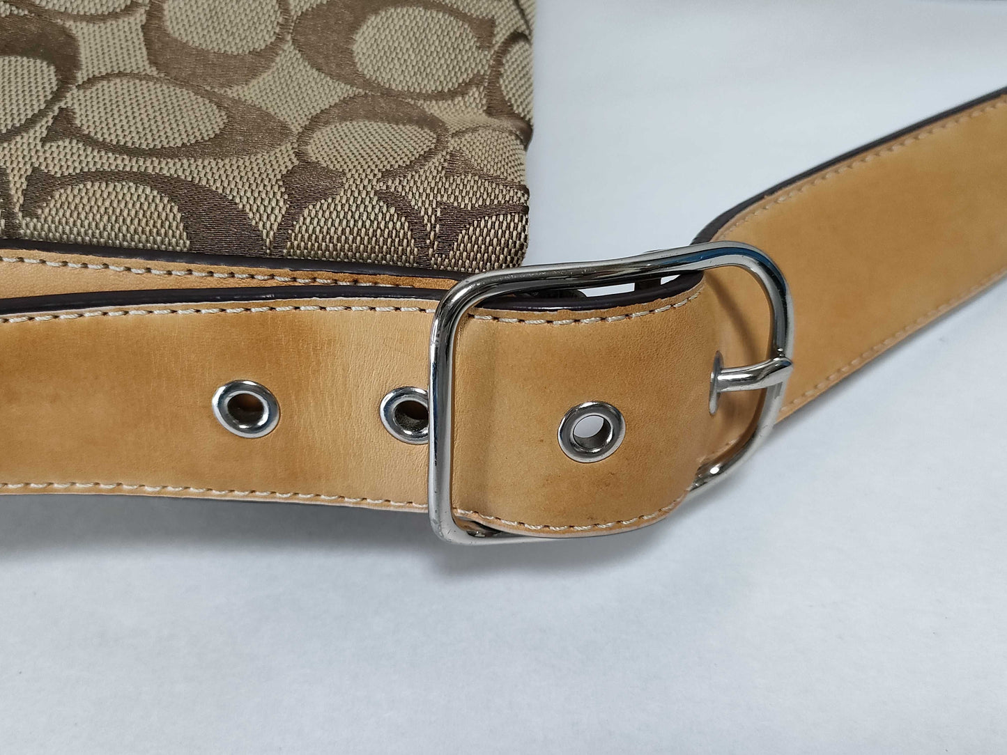 COACH Signature Coach Signature One-Shoulder Bag Shoulder Bag