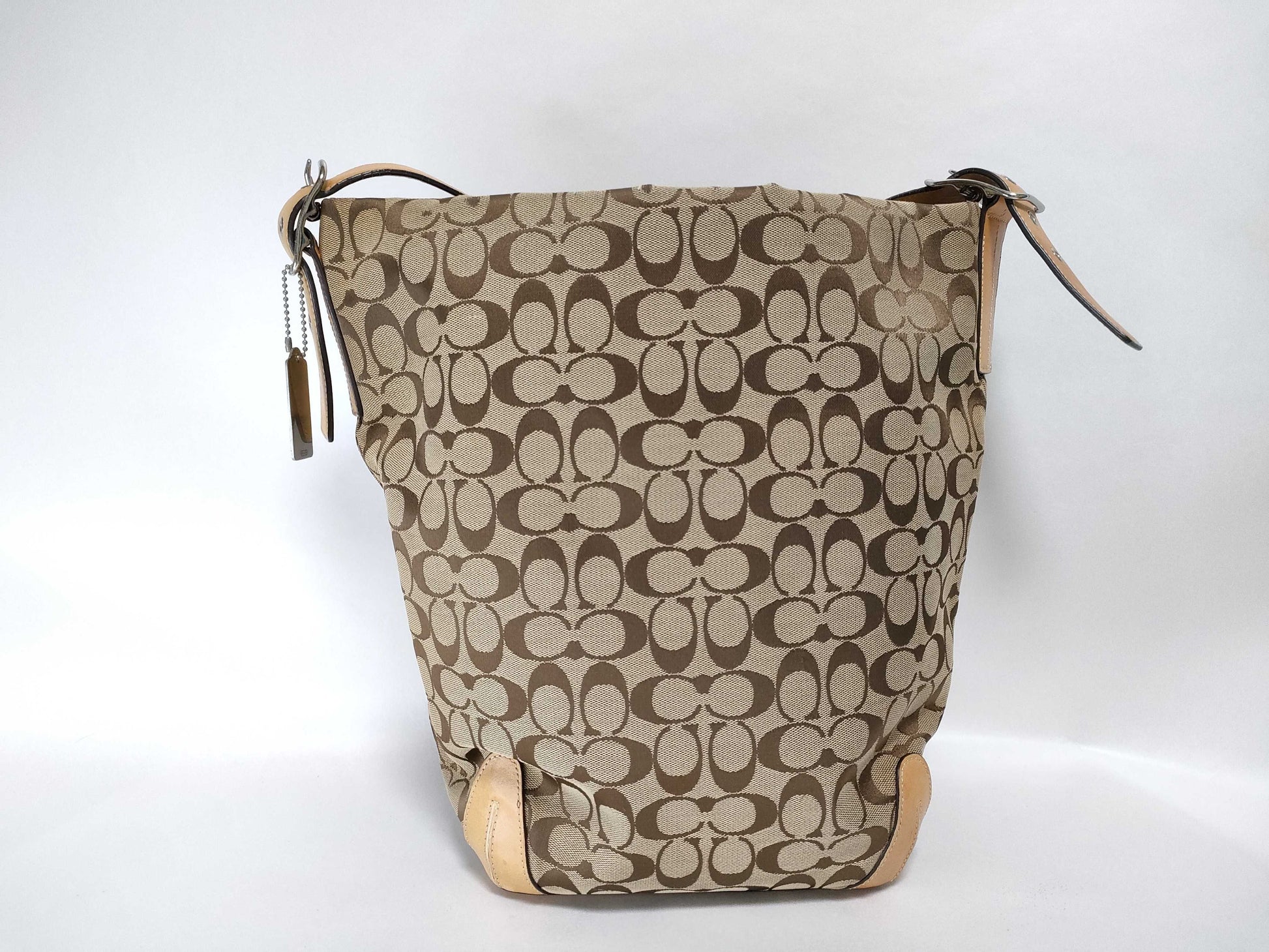 COACH Signature Coach Signature One-Shoulder Bag Shoulder Bag