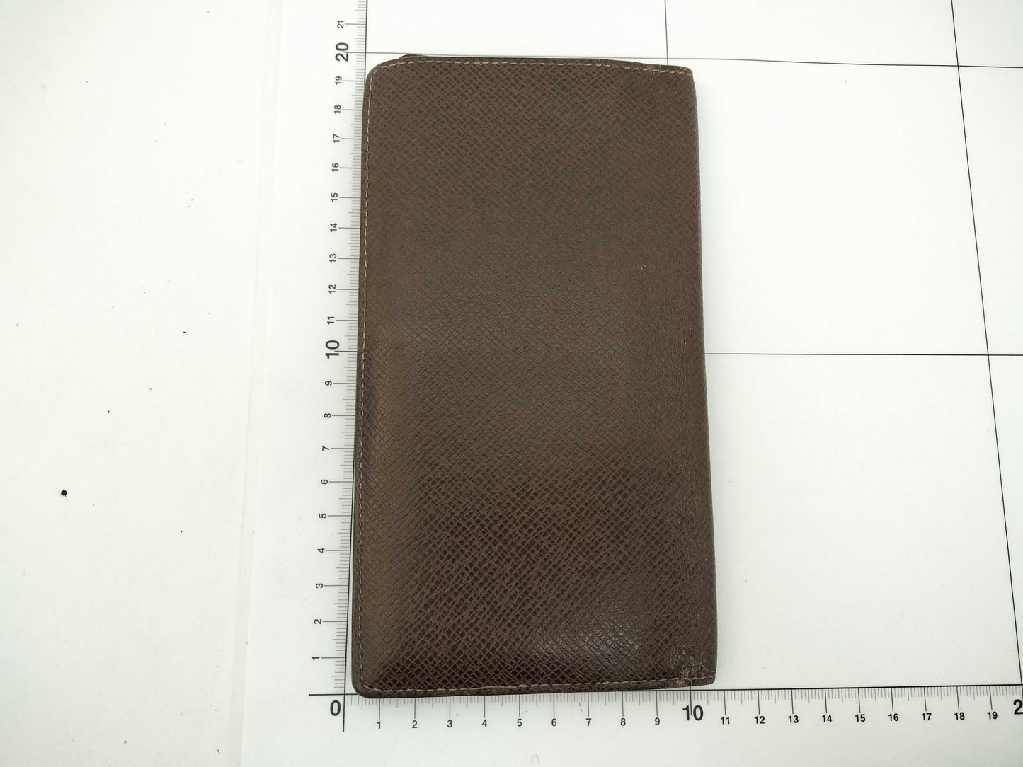 LOUIS VUITTON Taiga Wallet